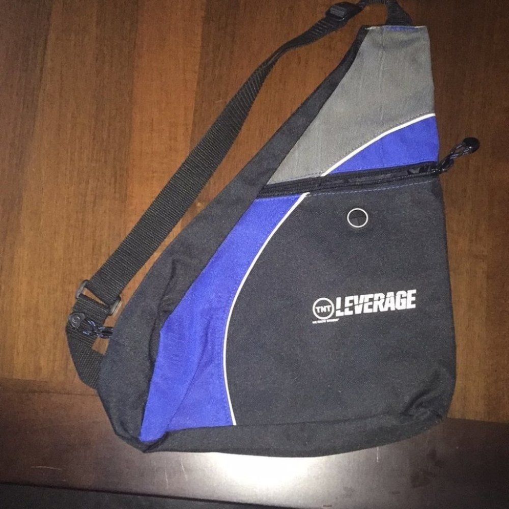 LEEDS Leverage Sling Shot Sling Backpack Black Blue Crossbody Bag TNT Promo
